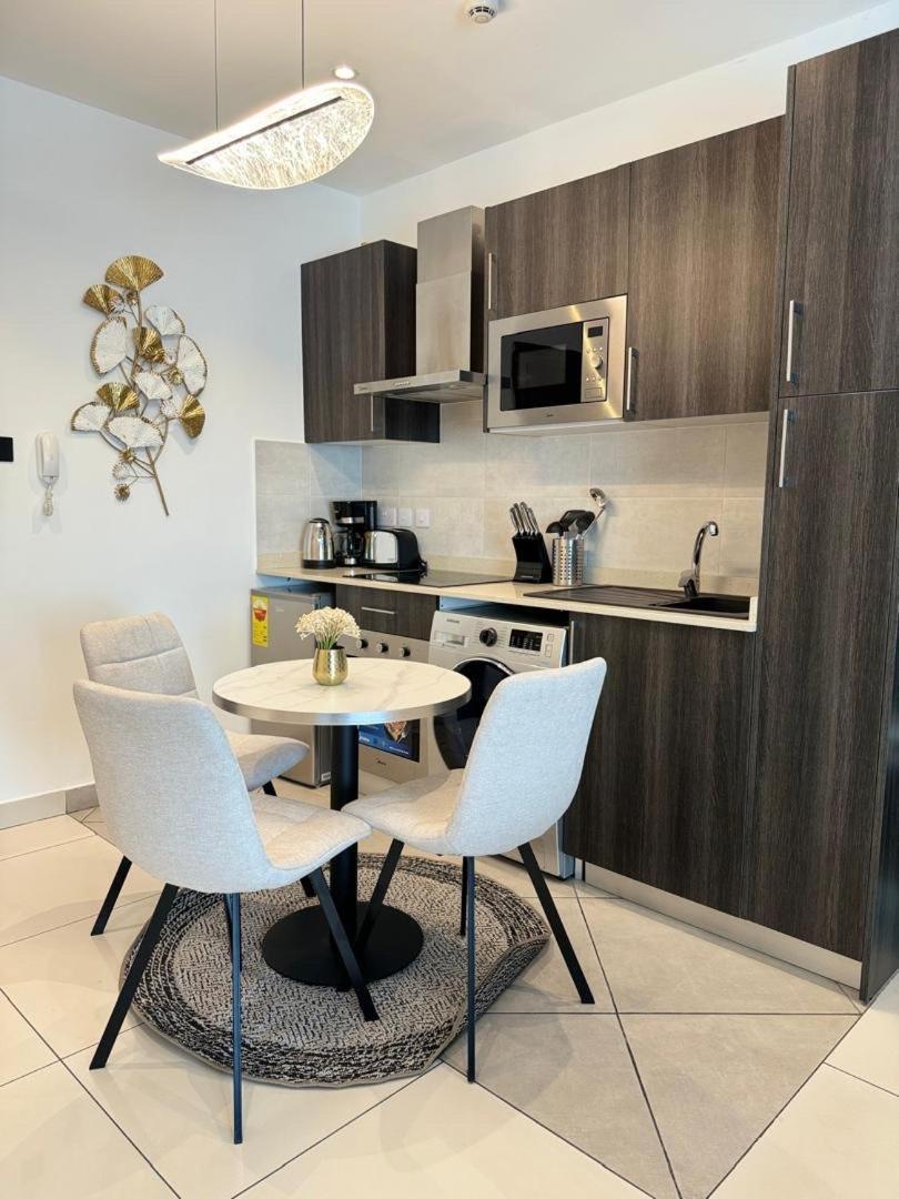 Embassy Gardens Luxury Apartments 아크라 외부 사진